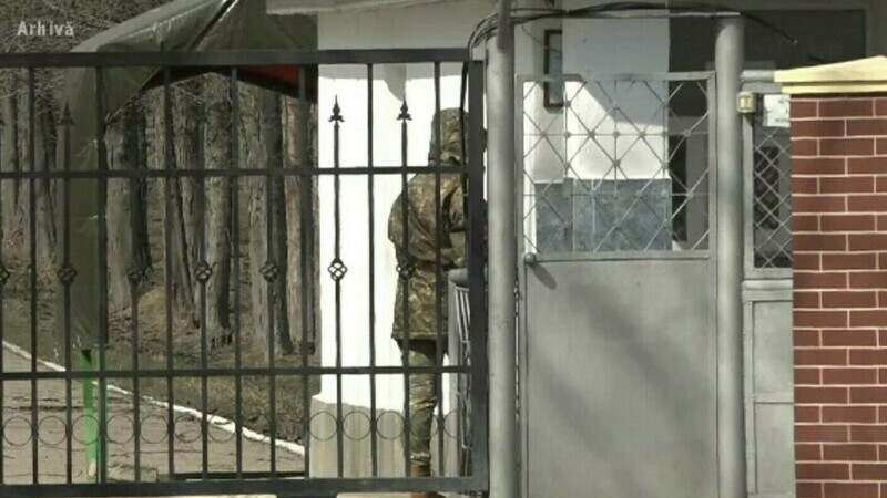 Arma furată de la un soldat aflat în post la Constanța a fost găsită după trei luni și jumătate aruncată chiar lângă unitate