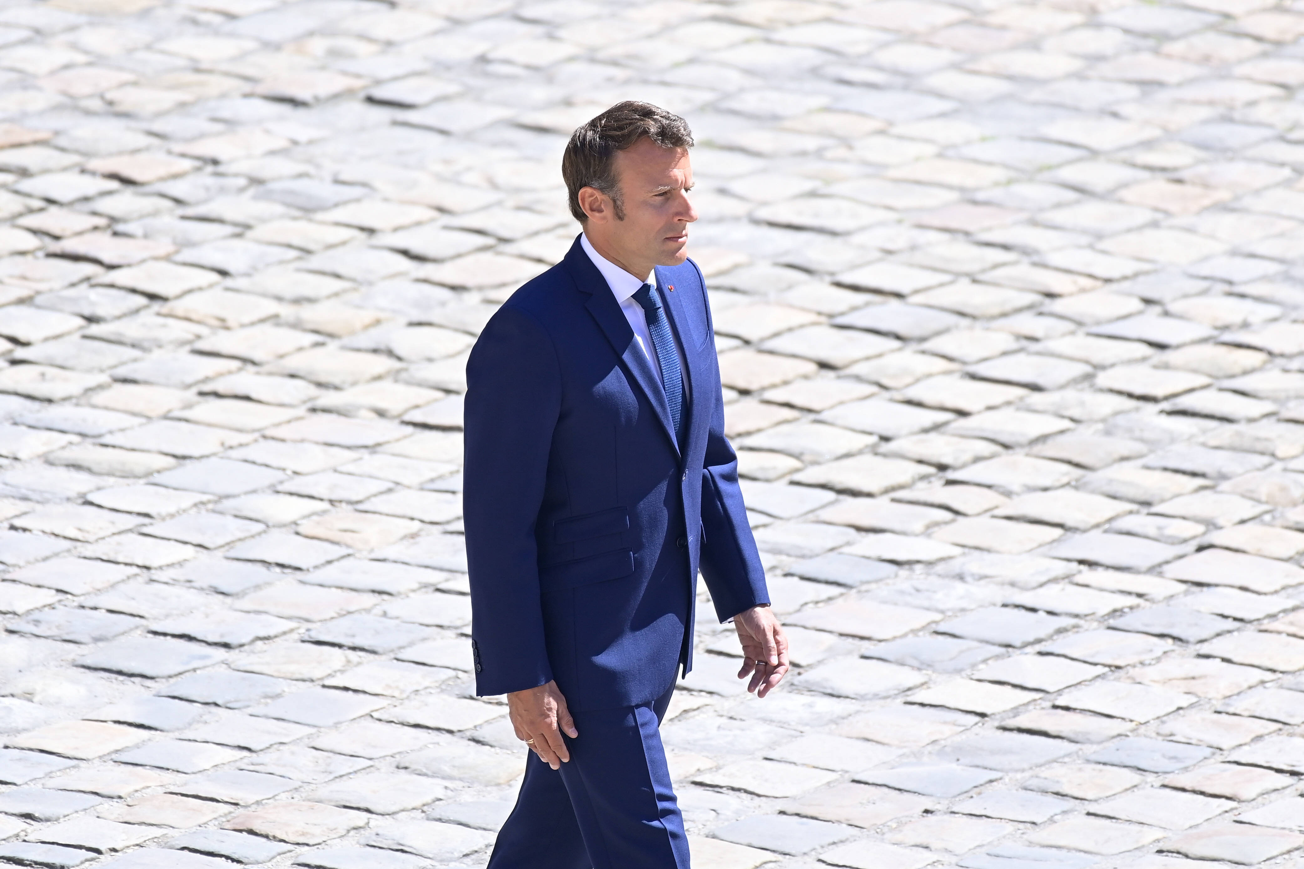 Emmanuel Macron pune în mod oficial capăt Operaţiunii militare antijihadiste Barkhane, lansată în 2014 în Sahel