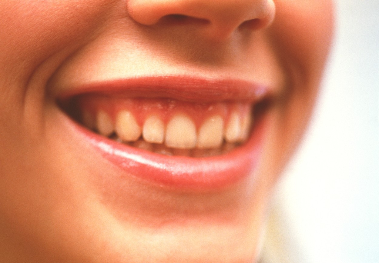 Oficialii municipali din Filipine trebuie să zâmbească sau vor fi amendaţi