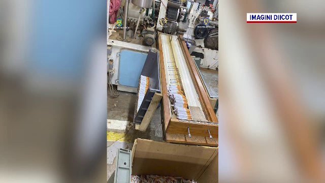 Fabrică ilegală de țigări, descoperită de polițiștii în județul Iași. 12 persoane au fost reținute