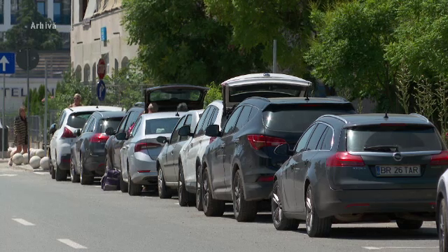 Primăria din Mangalia a eliminat taxa de parcare în oraș și pentru mai multe stațiuni