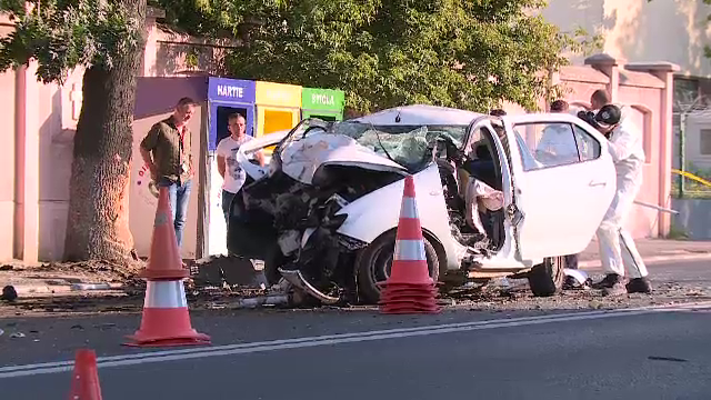 Accident mortal în Capitală. Șoferul în vârstă de 26 de ani nu a putut fi salvat
