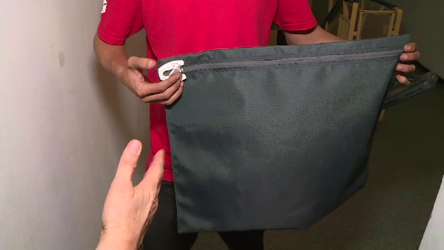 A apărut ambalajul returnabil pentru colete, care poate fi refolosit de cel puțin 100 de ori. Va fi înapoiat curierului