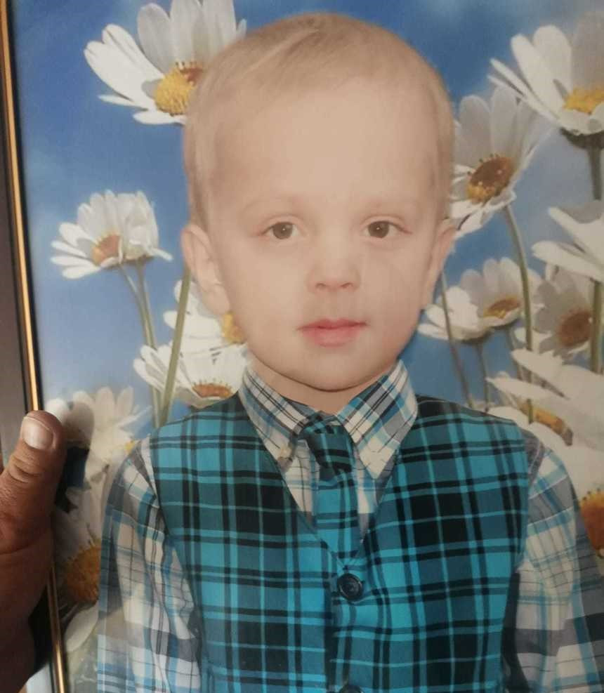 Un băiat de şase ani a dispărut de acasă şi este căutat de poliţişti în Botoșani