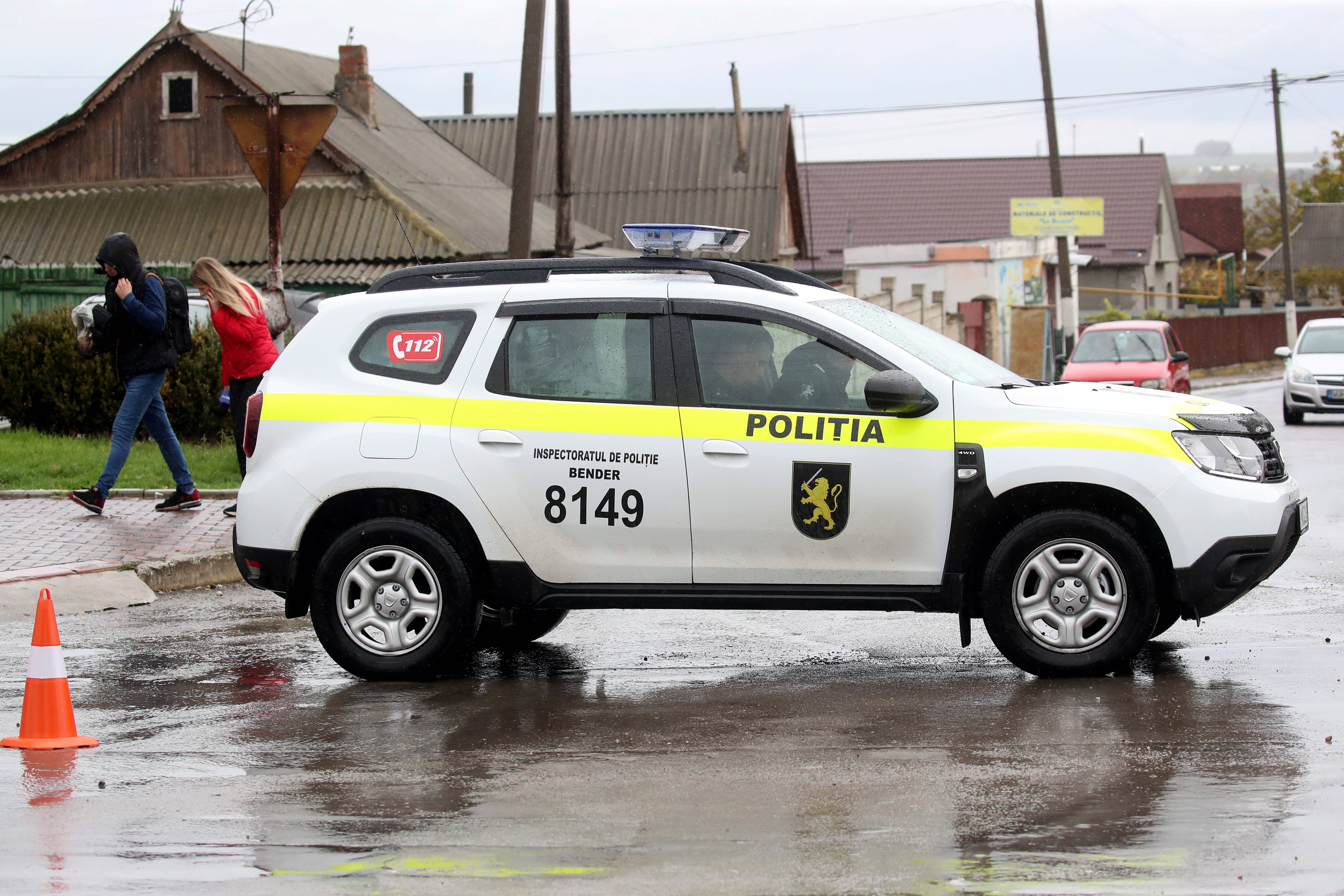 Obiect neidentificat găsit pe un câmp în Republica Moldova. Primele cercetări ale „serviciilor specializate”