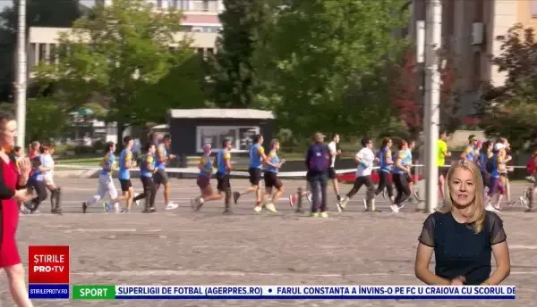 Sute de persoane, prezente la Festivalul Sporturilor de la Iaşi. Concurenții au admirat orașul în pas de alergat
