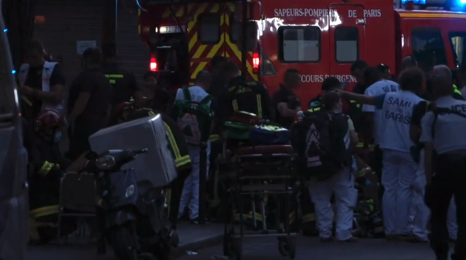 VIDEO Atac armat la Paris. O persoană a murit, iar mai multe sunt rănite