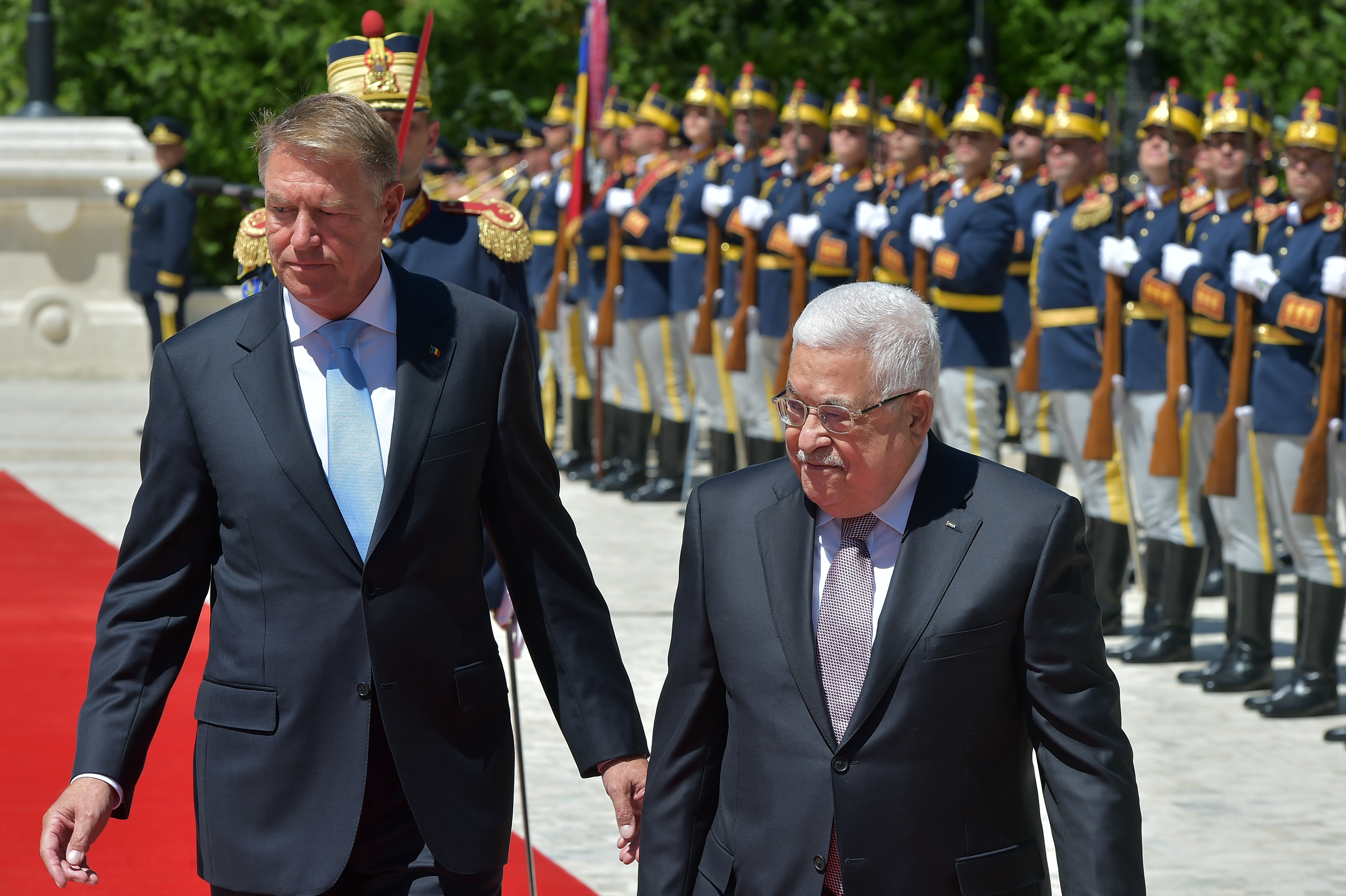 Promisiunea făcută de Klaus Iohannis președintelui Palestinei, Mahmoud Abbas, după vizita de la Cotroceni