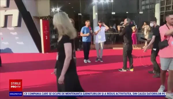 Brad Pitt, apariție șocantă pe covorul roșu. Cum s-a îmbrăcat starul de la Hollywood | FOTO