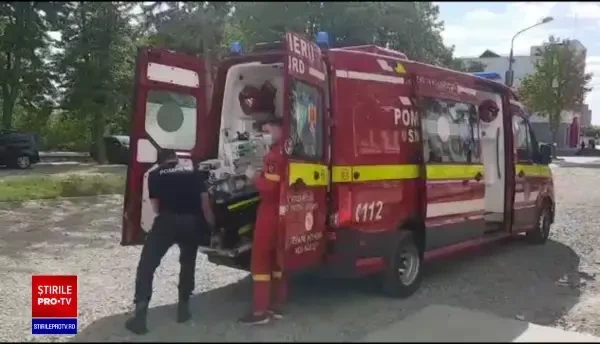 O fetiță de nici două luni este în stare gravă la ATI, cu Covid. Sora ei geamănă este negativă, dar izolată