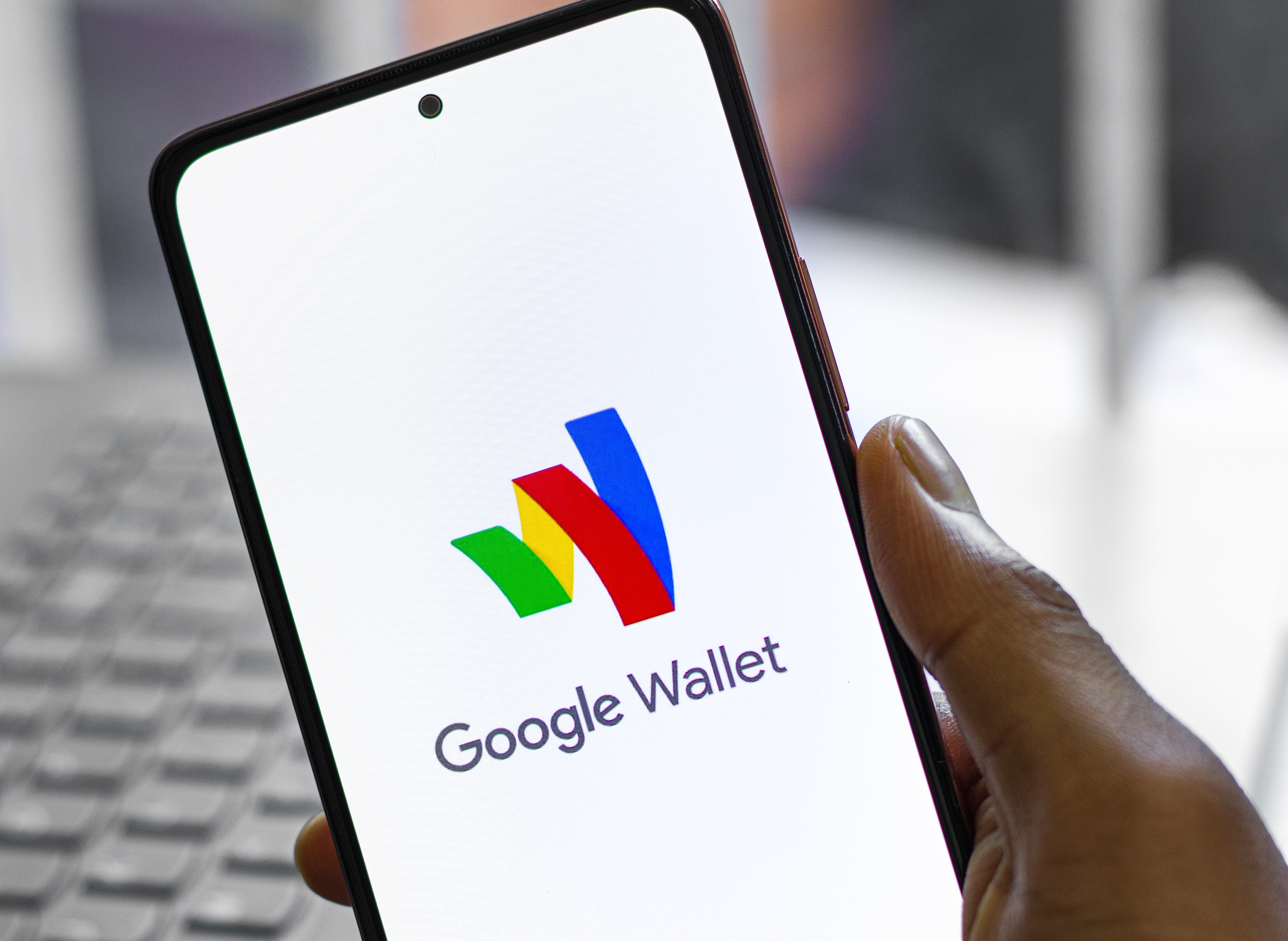 Portofelul Google a fost lansat în România. Ce se va întâmpla cu Google Pay