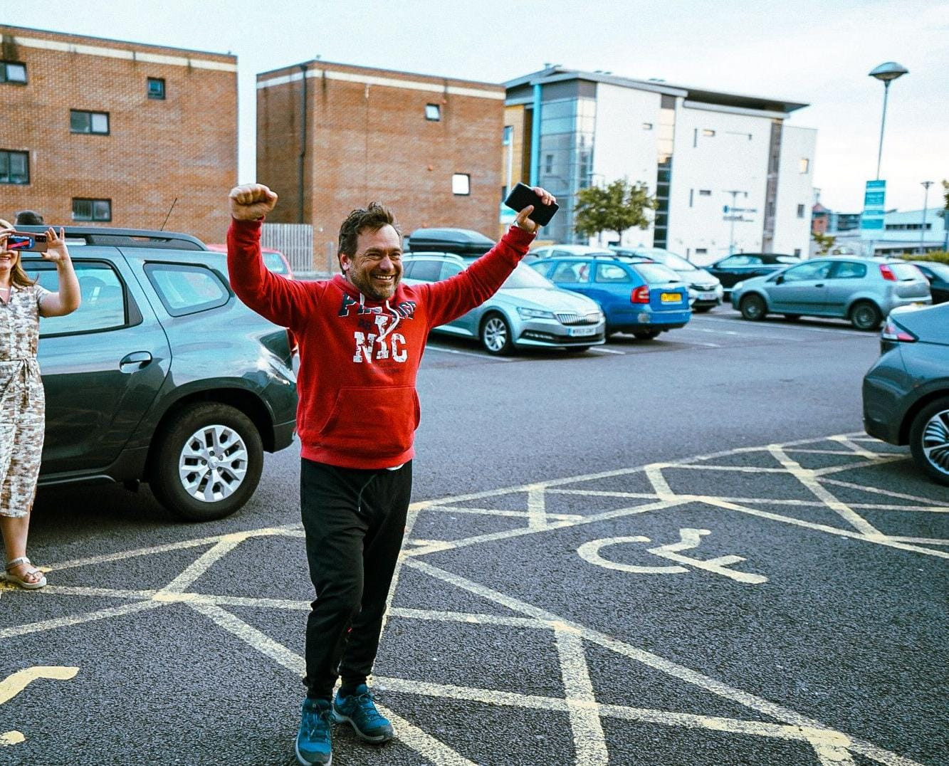 Avram Iancu devine primul român care a trecut înot Canalul Bristol