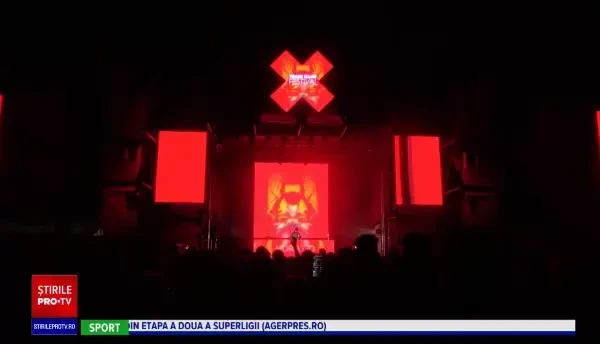 Peste 10.000 de persoane au participat la festivalul Young Island din Bacău. DJ-ul Paul Van Dyk a întreținut atmosfera