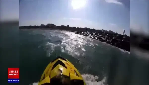 Scene dramatice pe litoral. Un bărbat s-a înecat în Vama Veche, iar alți turiști au fost salvați în ultimul moment