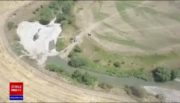 E scandal pe apă în mai multe localități. Un fermier și-a făcut baraj privat, altul a pus lacătul pe stăvilar