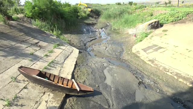 Criza de apă afectează agricultura. Prutul a atins un minim istoric al debitului din cauza secetei