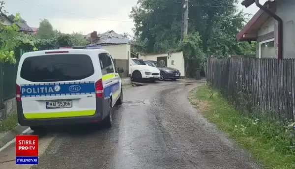 Surse: Percheziții la casa lui Dani Mocanu, după ce ar fi amenințat cu un cuțit un tânăr într-un club