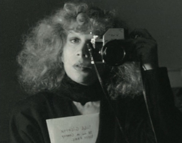 Artista Irina Ionesco a murit. Și-a fotografiat fiica minoră în ipostaze erotice