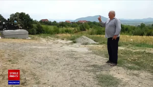 O femeie de 47 de ani a murit călcată de propria mașină, în Satu Mare. Martor la tragedie, un băiețel de cinci ani