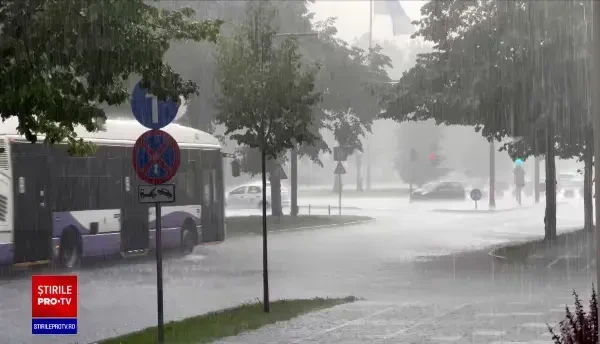 Furtunile au făcut prăpăd în România. Rafalele violente au atins și 104 kilometri pe oră