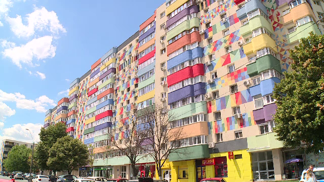 Românii trebuie să repare urgent fațadele caselor și blocurilor, altfel riscă amenzi și creșteri de impozit usturătoare