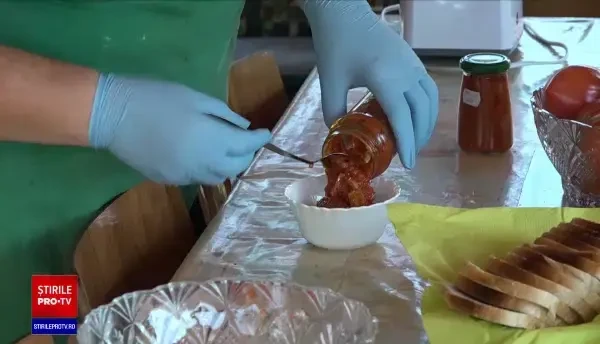 Efectele secetei se vor resimți la toamnă. Vom avea mai puține borcane de zacuscă și de bulion