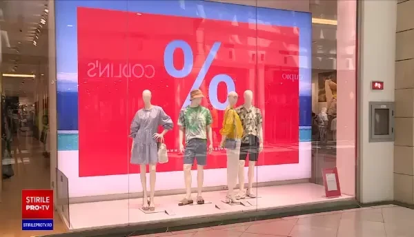 Reduceri de până la 70% în magazine. Ce ne sfătuiesc psihologii pentru a cumpăra eficient