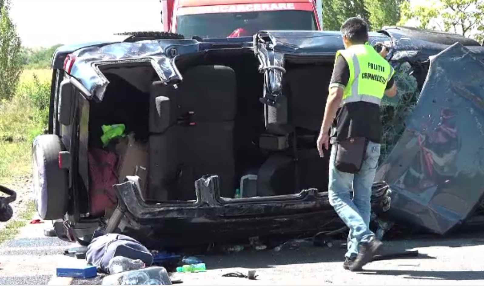 Accident groaznic între Oradea și Aleșd, cu doi morți și doi răniți. O fetiță de 10 ani a decedat pe loc