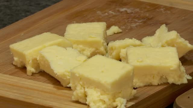 Brânza de burduf românească a primit stea de aur la o competiție din Bruxelles. Este echivalentul unui Oscar în gastronomie