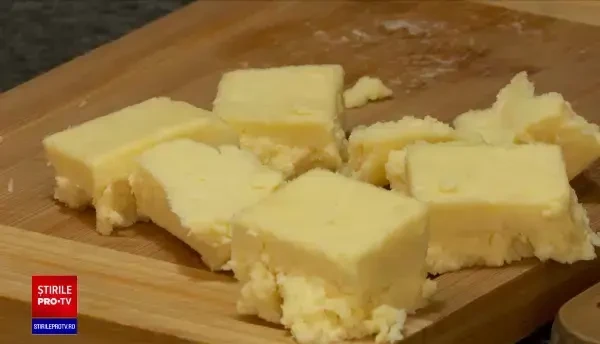 Brânza de burduf românească a primit stea de aur la o competiție din Bruxelles. Este echivalentul unui Oscar în gastronomie