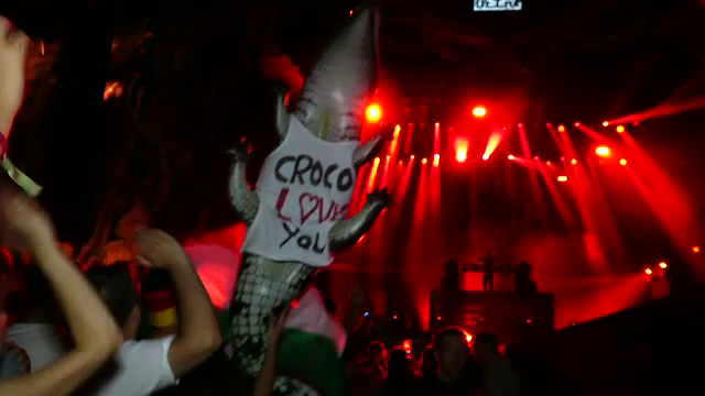 UNTOLD a reușit să strângă oameni din toate colțurile lumii. David Guetta a întreținut atmosfera în a treia seară