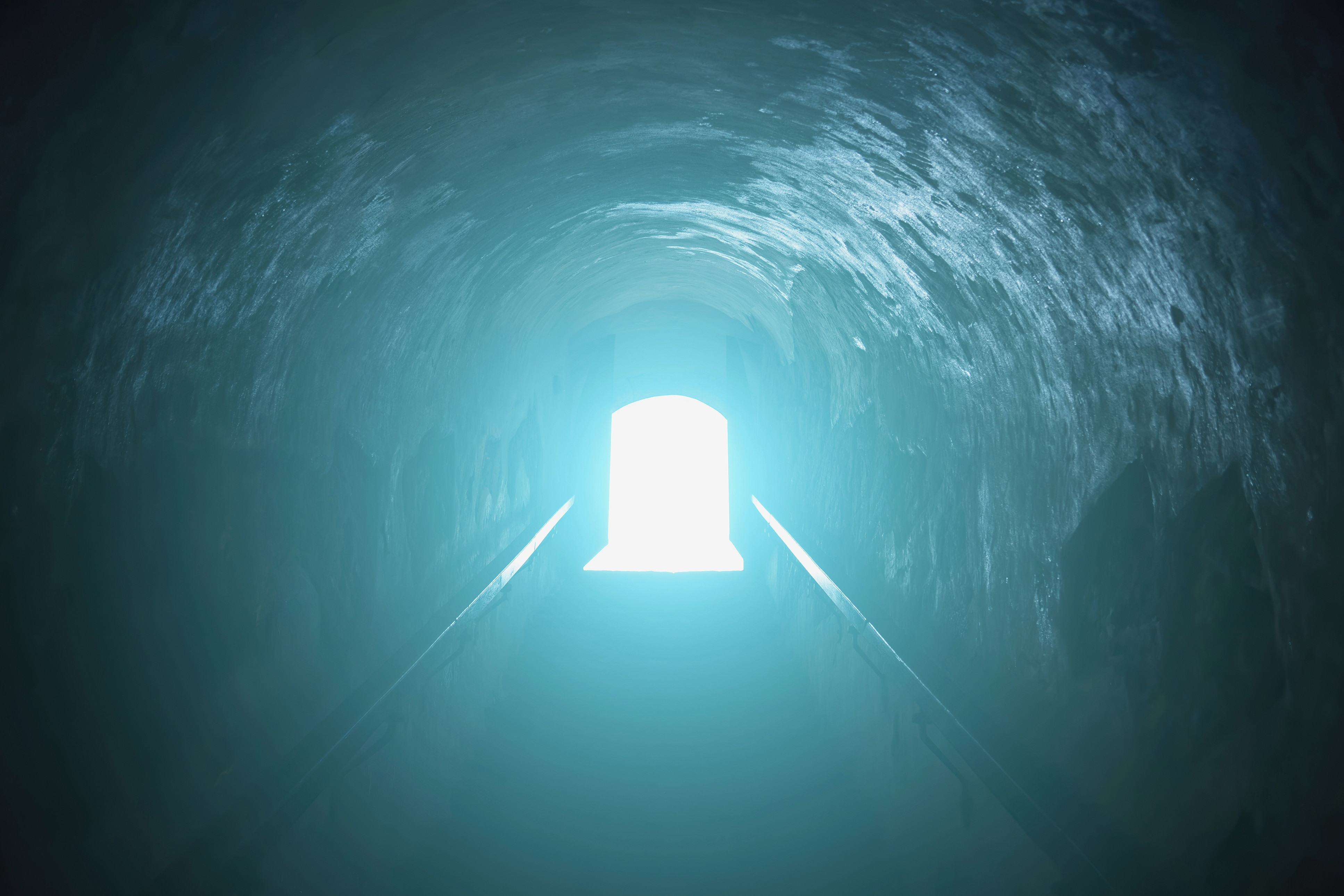 Două femei care au murit pentru scurt timp au povestit ce se întâmplă după moarte. Experiențele sunt asemănătoare