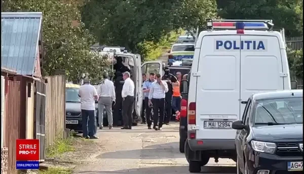 Cinci oameni au fost găsiți morți într-o casă din Bascov, lângă Piteşti. Principalul suspect, de 53 de ani, a fost prins