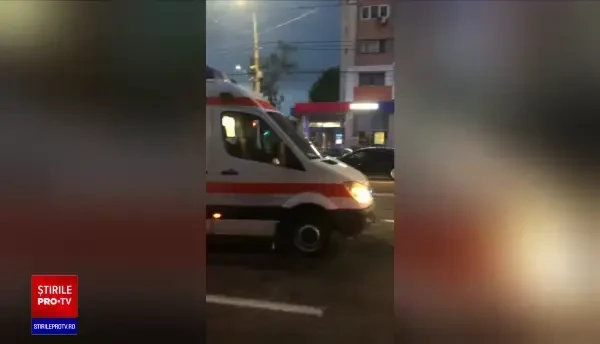 Două adolescente, spulberate pe trecerea de pietoni de un șofer care conducea cu viteză, în Brăila. Una a decedat