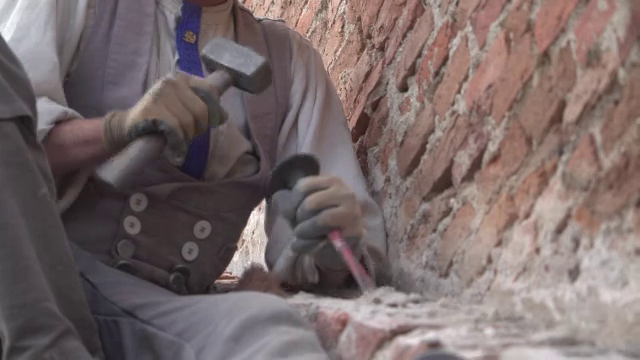 Calfele călătoare învaţă tainele meşteşugurilor în România. Meșteri din toată Europa, în vizită în Sibiu