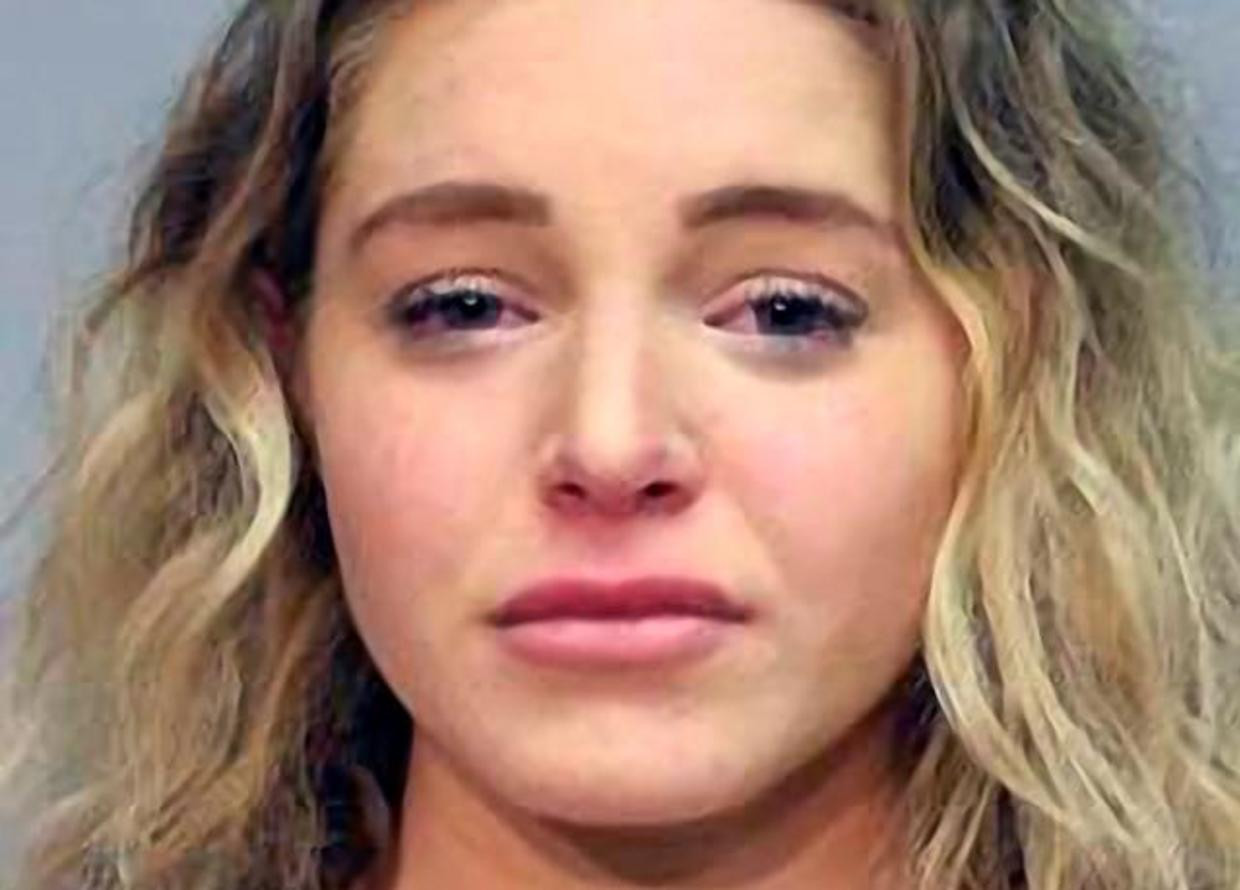 O tânără celebră pe OnlyFans și Instagram a fost arestată după ce și-ar fi ucis iubitul. Cum au fost filmați cei doi