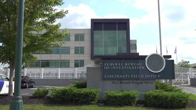 Un susținător al lui Donald Trump a fost împușcat după ce a încercat să pătrundă în sediul FBI din Ohio