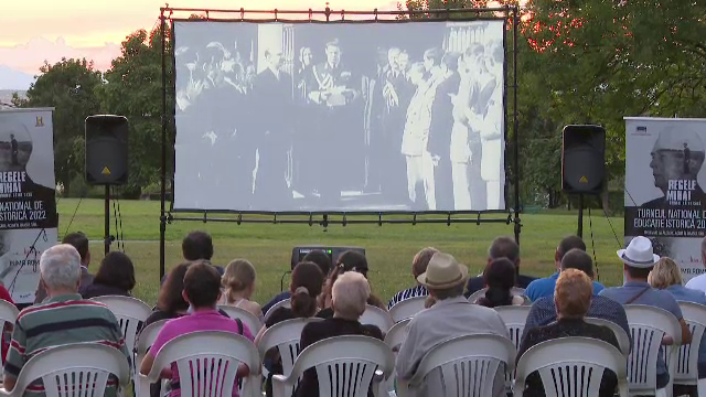 Seri de filme despre Casa Regală a României, în Parcul Coloanei Infinitului din Târgu Jiu