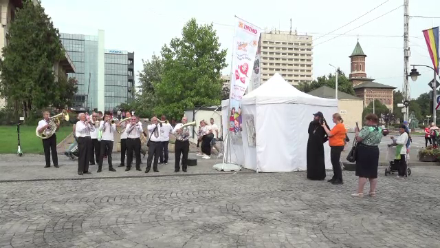 Spectacol dedicat faptelor bune, la Iași. Cei mai cunoscuți artiști români cântă pentru 10.000 de copii sărmani din Moldova