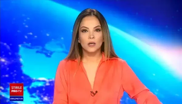 Imagini spectaculoase surprinse în Galați. Un șofer care circula cu mare viteză s-a oprit într-un scuar | VIDEO