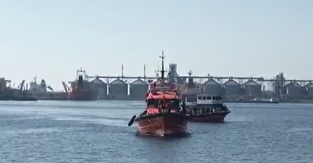 Navă supraîncărcată cu migranți, descoperită în largul Mării Negre, în dreptul stațiunii Vama Veche