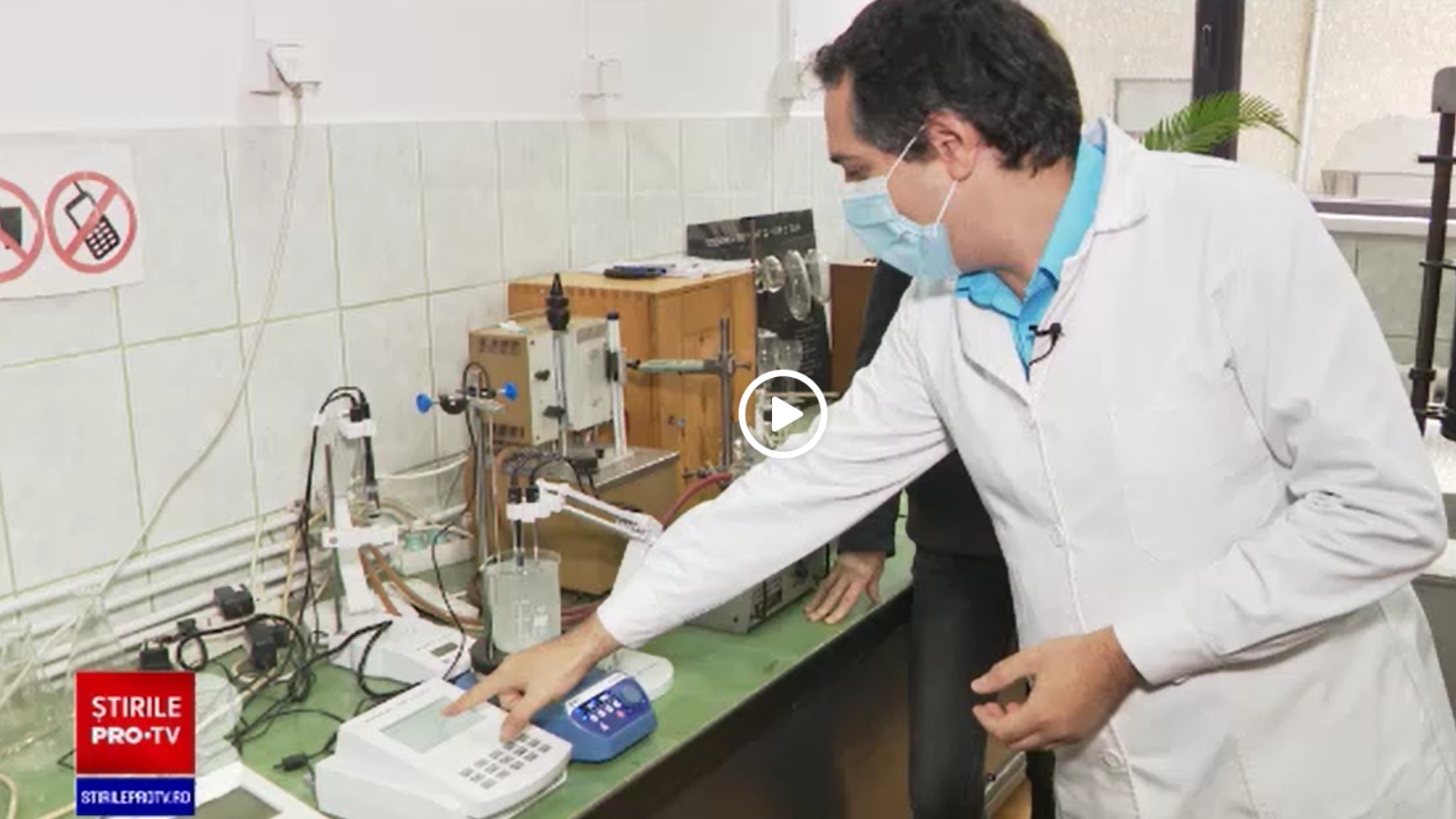 De ce mâncarea și băuturile trebuie ținute în recipiente de sticlă. Ce se întâmplă la contactul cu plasticul