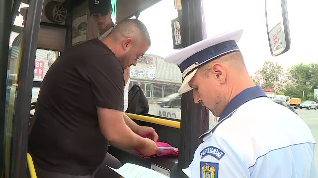 Razii de amploare ale Poliției Rutiere. Șoferi de microbuz, prinși beți la volan