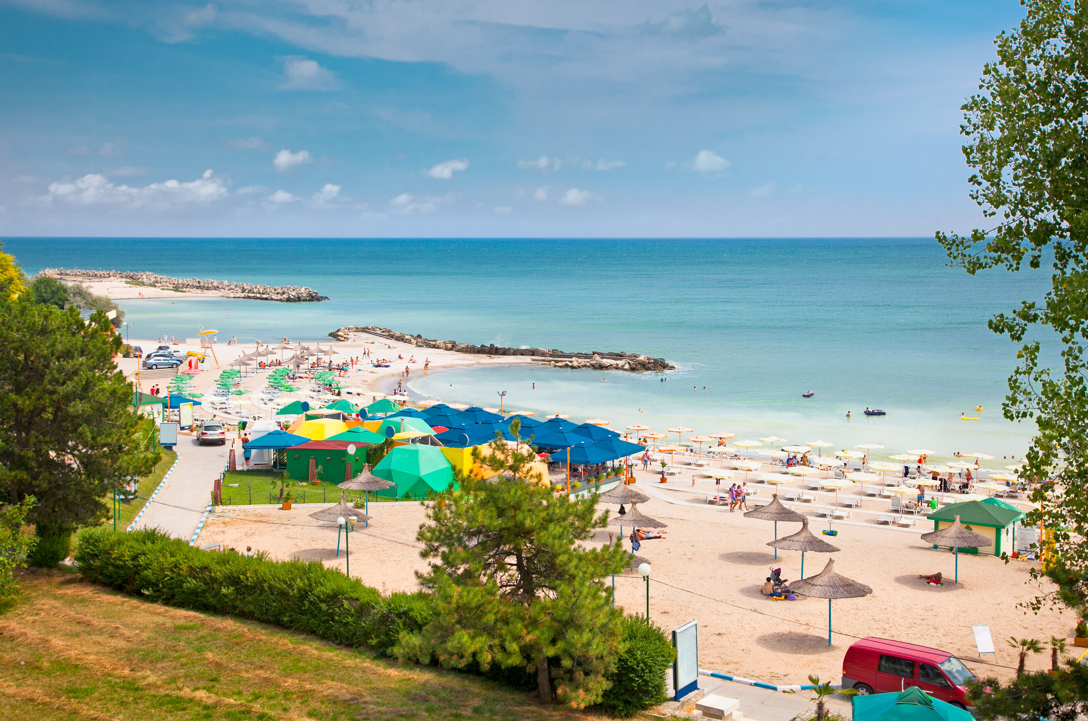 Administrator de plajă din Olimp: „Este un pic de Mykonos combinat cu insulele din Oceanul Indian”. Ce investiții s-au făcut