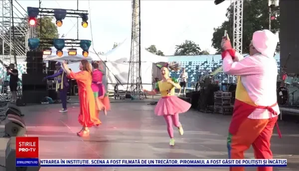 Festivalul „Inimo” s-a încheiat. 10.228 de copii nevoiași vor primi pachete la început de an școlar