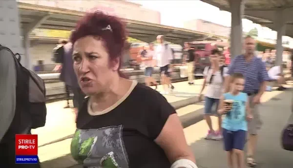 CFR Călători le transmite călătorilor să își cumpere din timp bilete. Pasagerii, tot mai revoltați