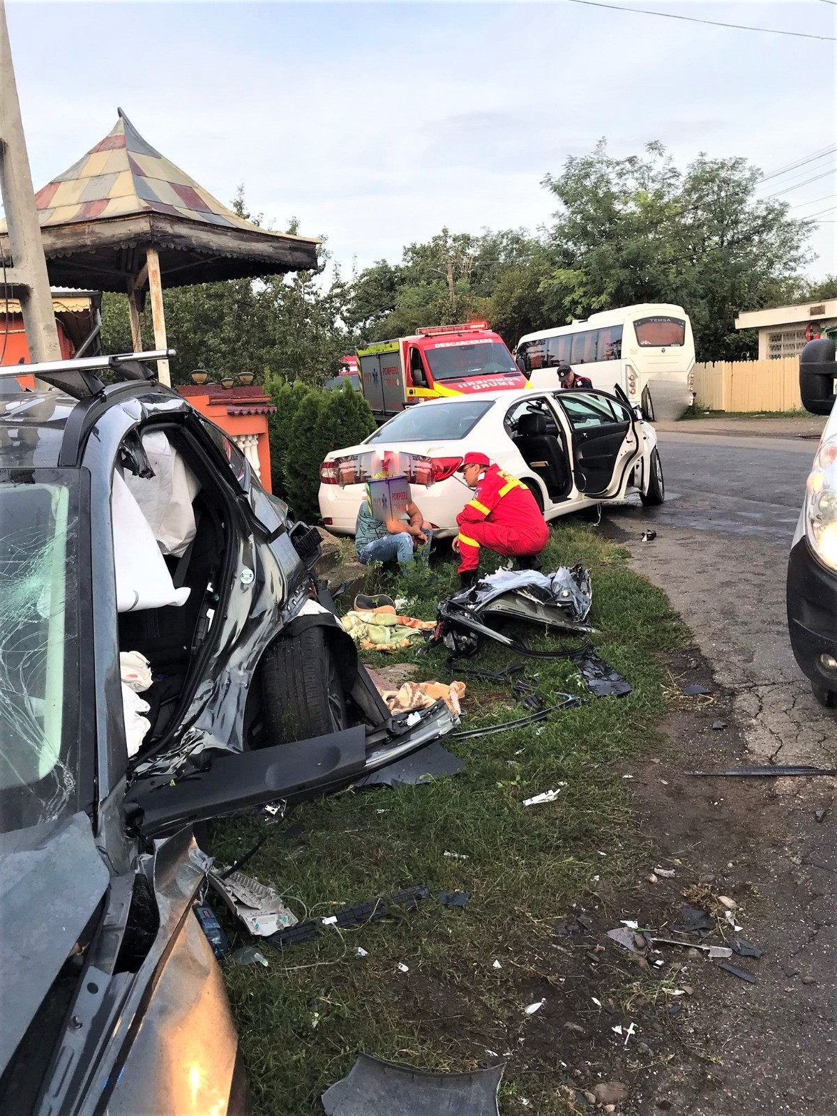 Accident grav în Buzău, cu un mort și șase răniți. Momentul tragediei a fost filmat | VIDEO