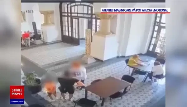 Primăria Generală a Capitalei ar putea fi obligată să îi plătească despăgubiri copilului rănit de o coloană decorativă