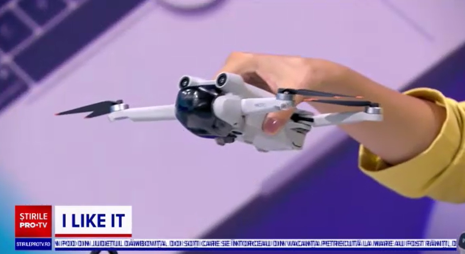 iLikeIT. Cele mai potrivite gadgeturi pentru o vacanță, prezentate de Iulia Ionescu