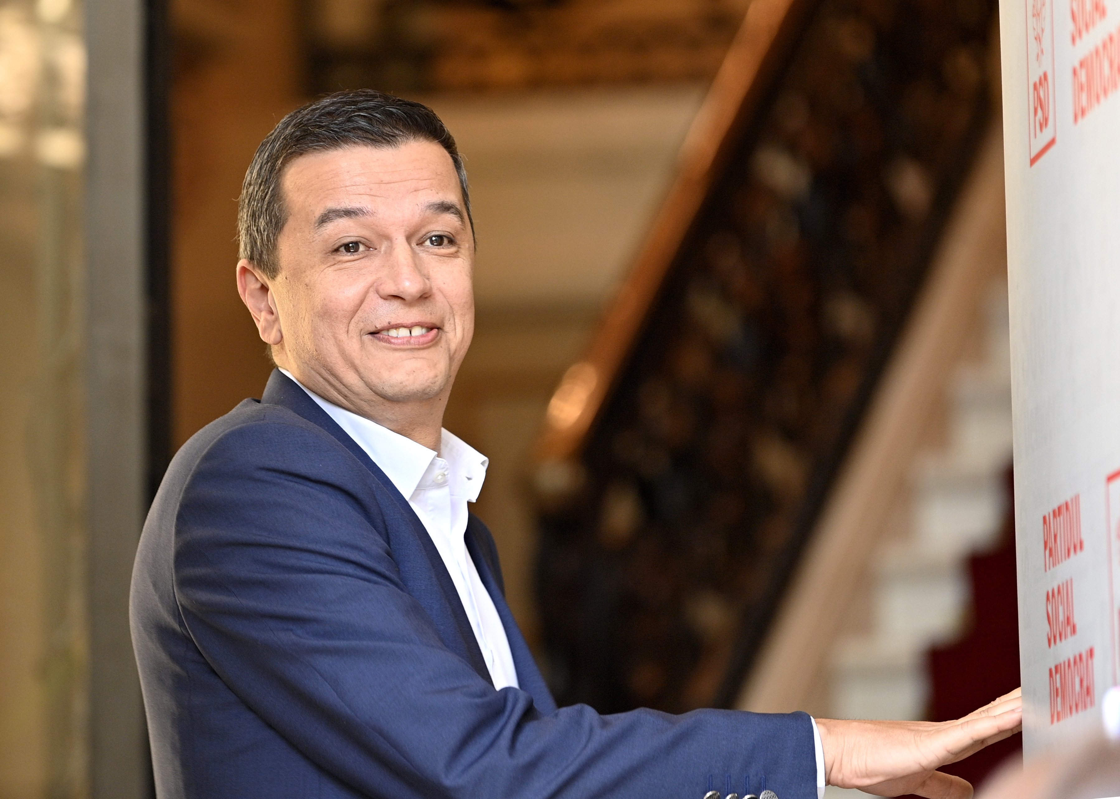 Ministrul Transporturilor: I-am cerut domnului Boloş 16 miliarde de lei la rectificare, am crezut că face infarct